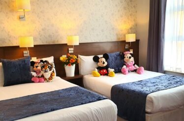 Triple – 3 Double Beds Room