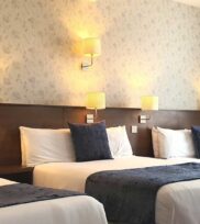 _room_header-gate-twin-triple-quad-1 (1)